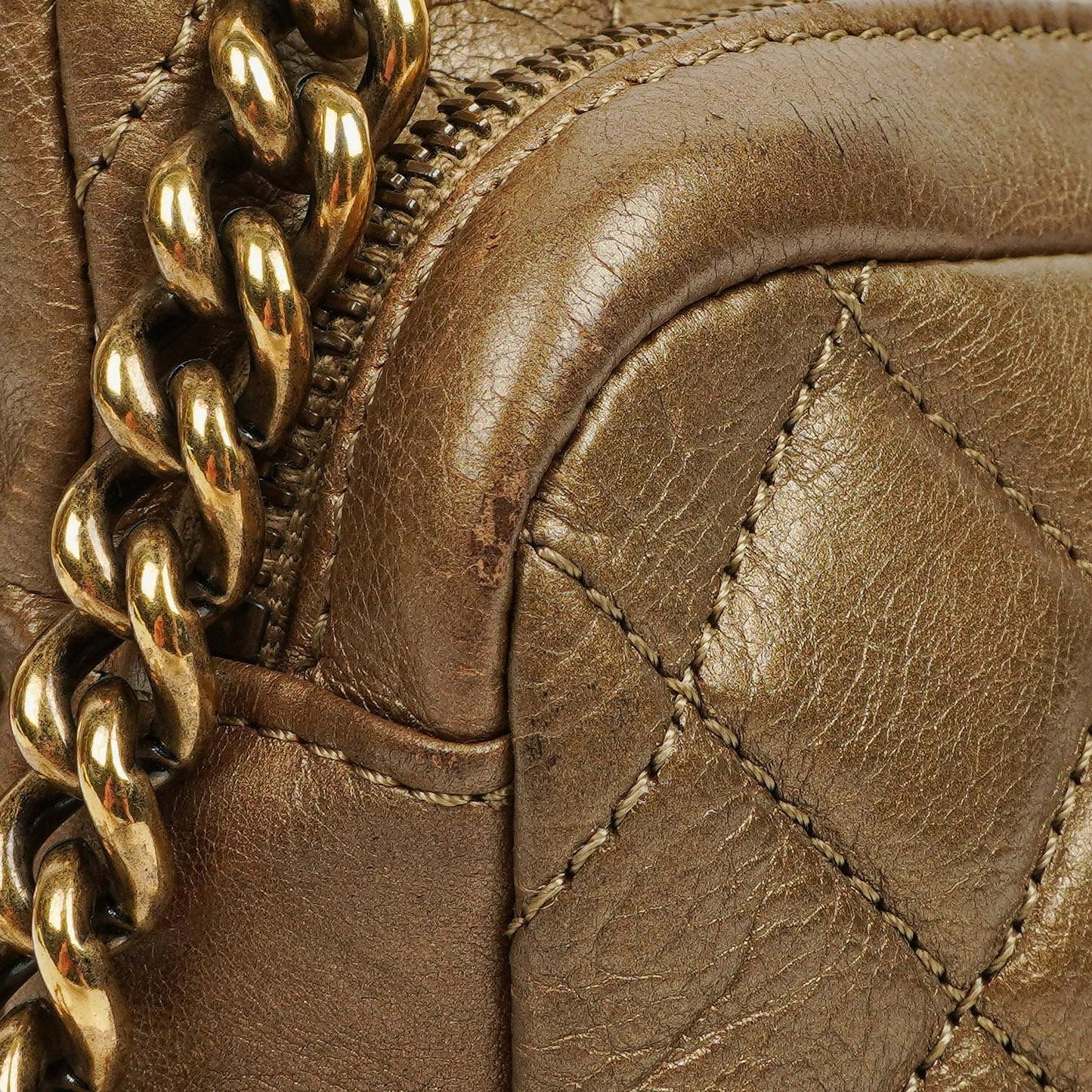 Chanel Medium Crown Single Flap Tasche aus goldenem Kalbsleder