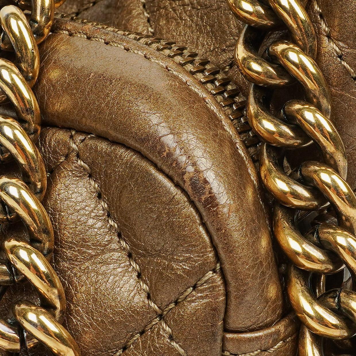 Chanel Medium Crown Single Flap Tasche aus goldenem Kalbsleder
