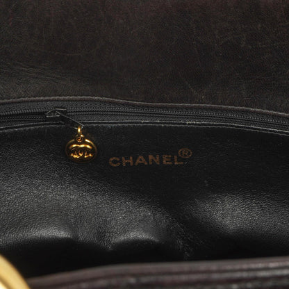 Chanel Große Einkaufstasche Gepolstertes Lammleder Goldfarbene Hardware
