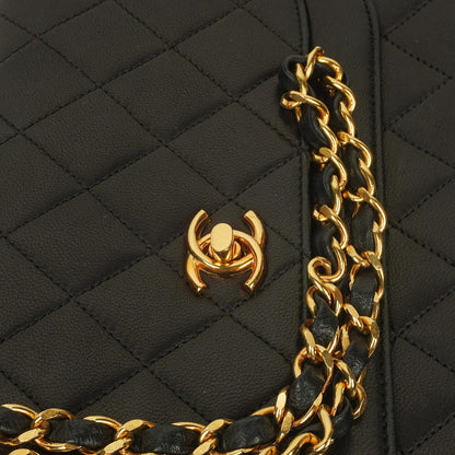 Chanel Half Moon Double Flap Tasche aus schwarzem gestepptem Lammleder mit 24K vergoldeten Beschlägen