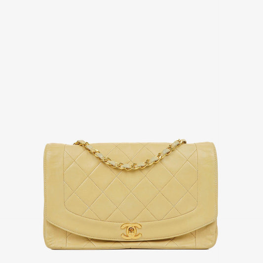 Chanel Half Moon Flap Tasche aus beigem gestepptem Lammleder mit 24K vergoldeten Beschlägen