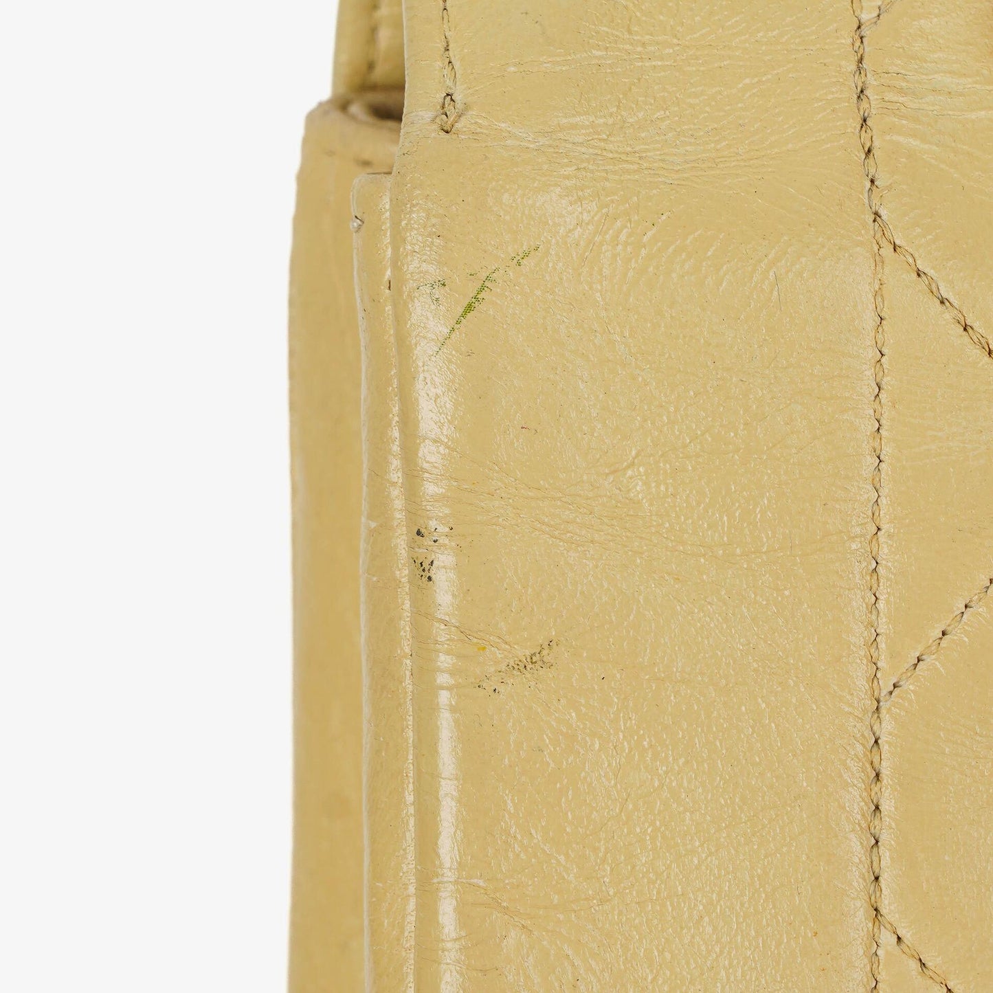 Chanel Half Moon Flap Tasche aus beigem gestepptem Lammleder mit 24K vergoldeten Beschlägen