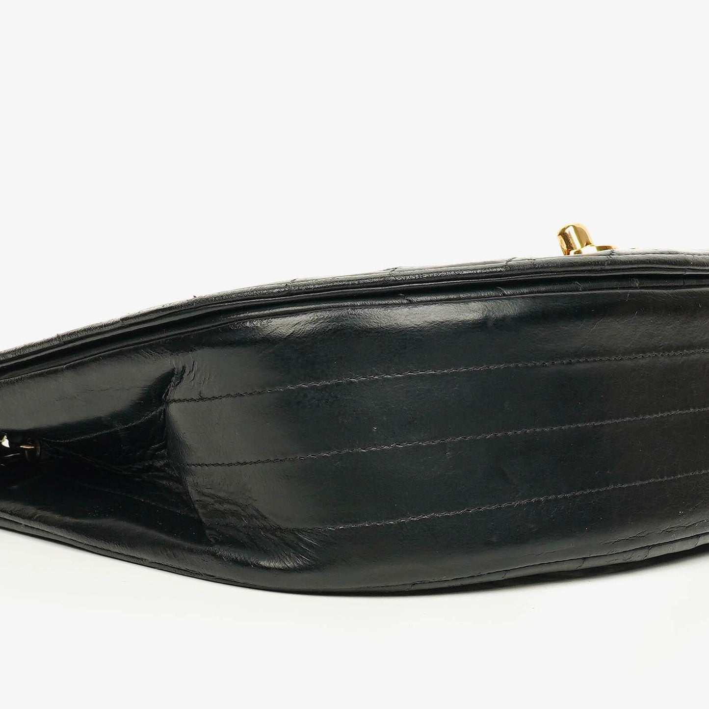 Chanel Halbmond Tasche aus gestepptem Lammleder in Schwarz mit 24K-vergoldeten Beschlägen