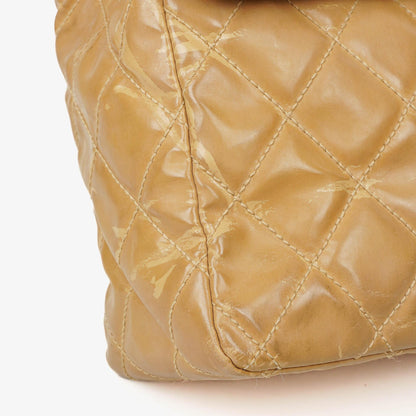 Chanel Jumbo CC Klassische Einzelklappe Tasche Beige Gestepptes Lackleder 24K Vergoldete Beschläge