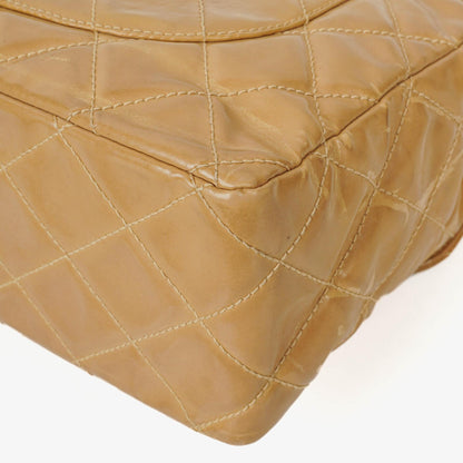 Chanel Jumbo CC Klassische Einzelklappe Tasche Beige Gestepptes Lackleder 24K Vergoldete Beschläge