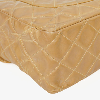 Chanel Jumbo CC Klassische Einzelklappe Tasche Beige Gestepptes Lackleder 24K Vergoldete Beschläge