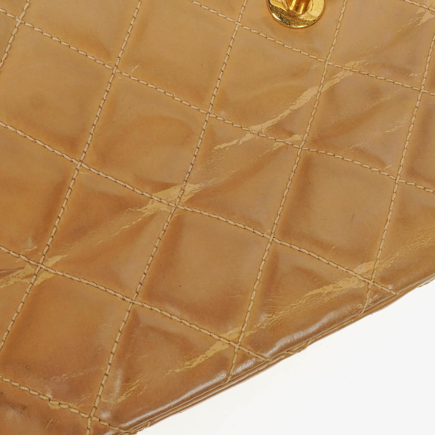 Chanel Jumbo CC Klassische Einzelklappe Tasche Beige Gestepptes Lackleder 24K Vergoldete Beschläge