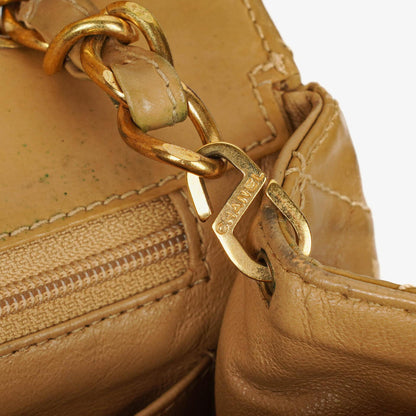 Chanel Jumbo CC Klassische Einzelklappe Tasche Beige Gestepptes Lackleder 24K Vergoldete Beschläge