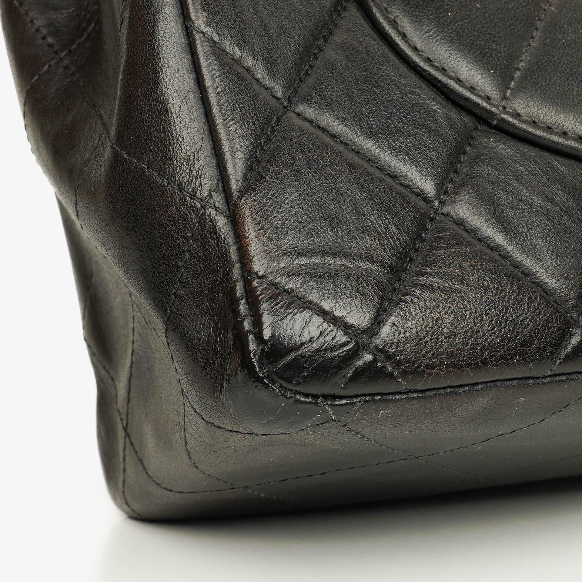Chanel Jumbo CC Classic Single Flap Tasche aus schwarzem gestepptem Lammleder mit 24K vergoldeter Hardware