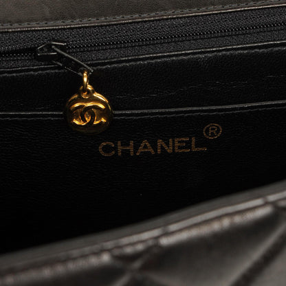 Chanel Jumbo CC Classic Single Flap Maxi Logo Tasche aus schwarzem gestepptem Lammleder mit 24K vergoldeten Beschlägen