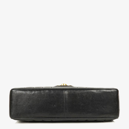 Chanel Jumbo CC Vertikal Tasche aus schwarzem gestepptem Lammleder mit 24K vergoldeten Beschlägen
