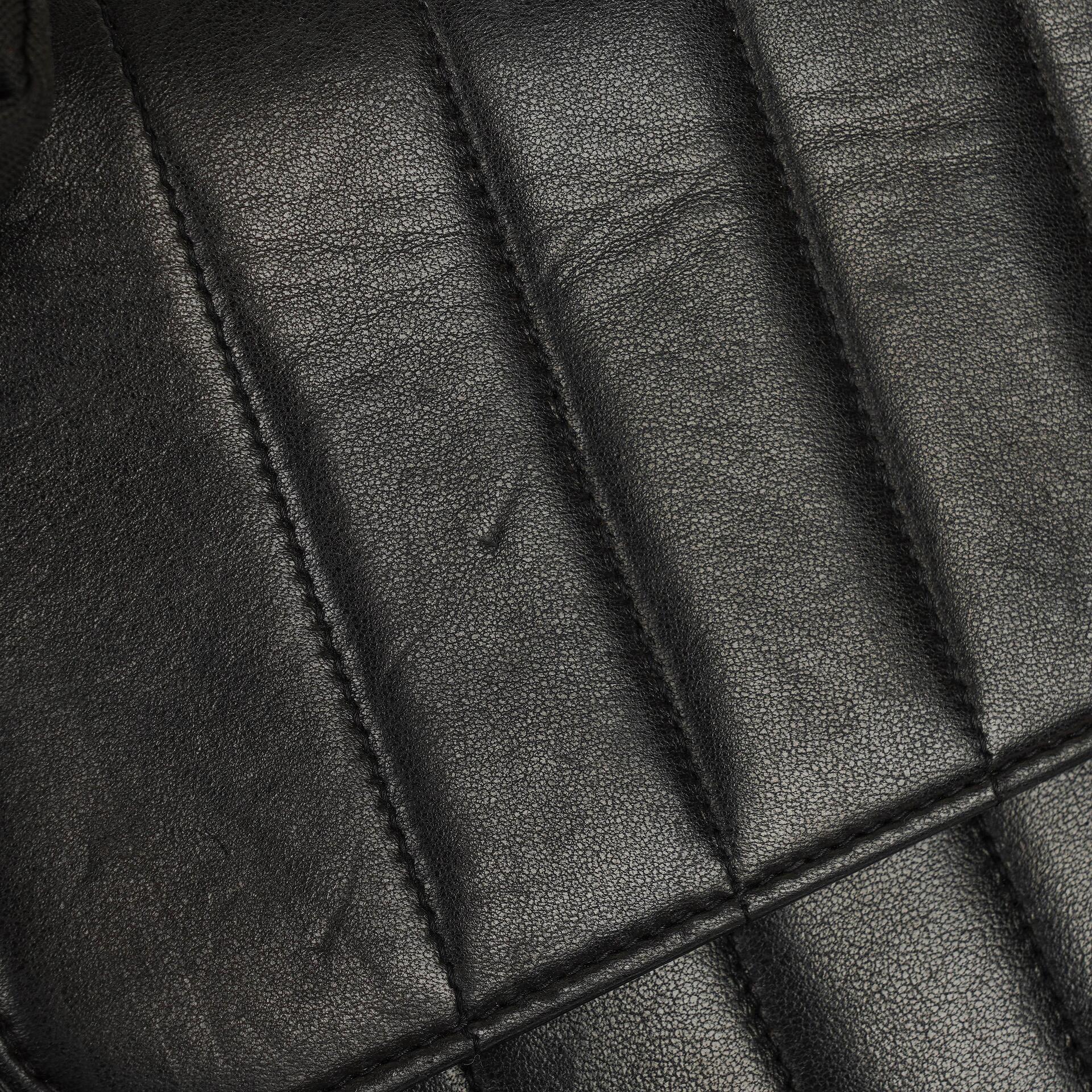 Chanel Jumbo CC Vertikal Tasche aus schwarzem gestepptem Lammleder mit 24K vergoldeten Beschlägen