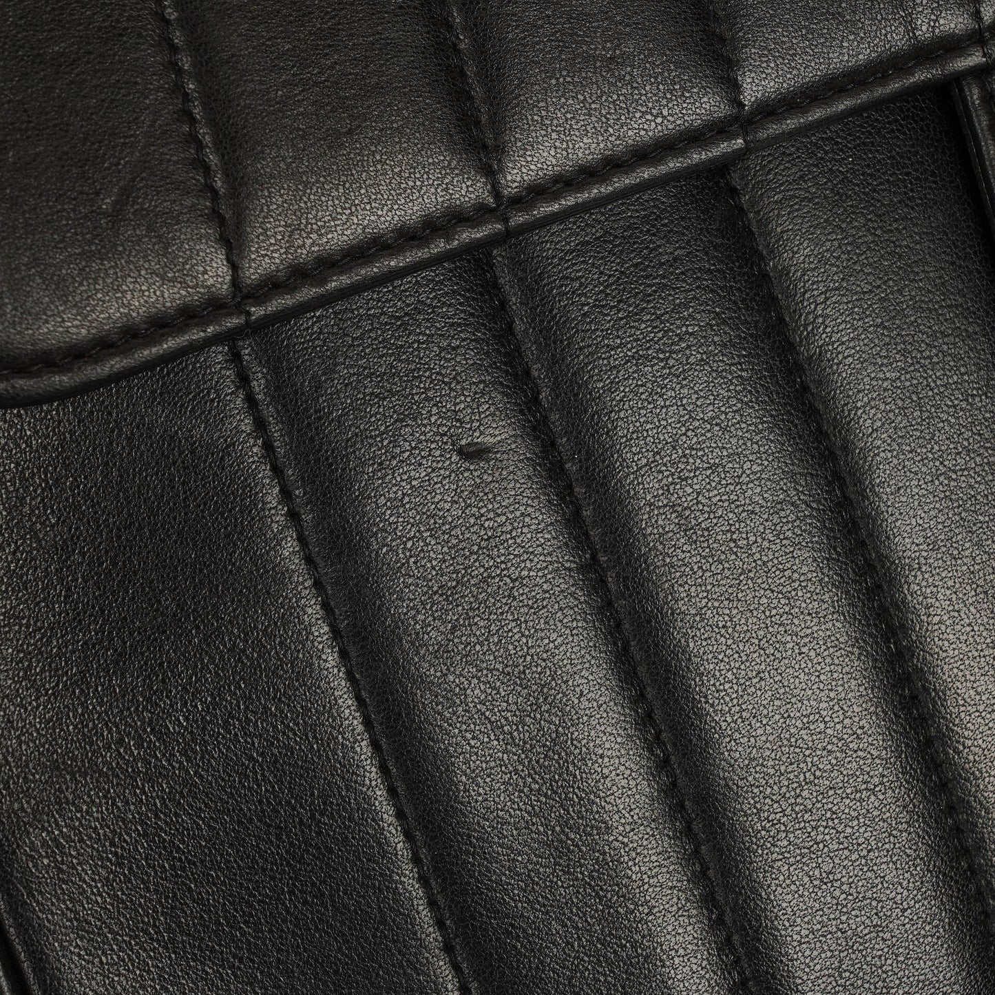 Chanel Jumbo CC Vertikal Tasche aus schwarzem gestepptem Lammleder mit 24K vergoldeten Beschlägen