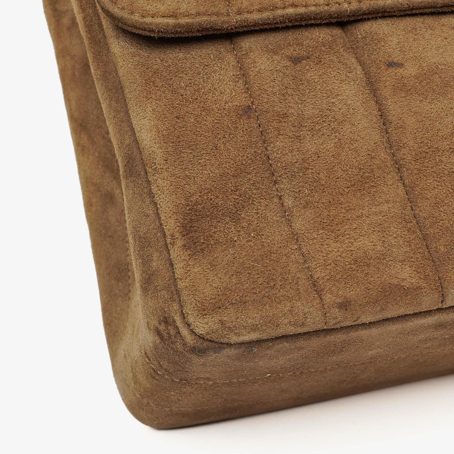 Chanel Jumbo CC Vertical Flap Bag aus gestepptem Wildleder mit 24K vergoldeter Hardware