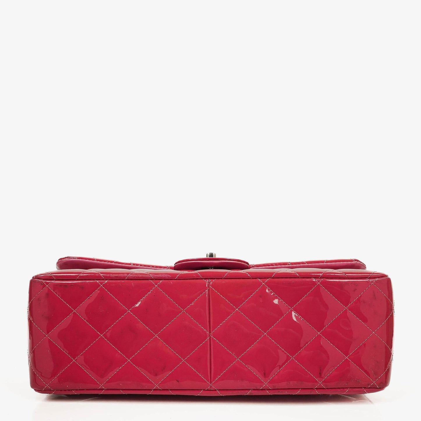 Chanel Jumbo Classic Double Flap Tasche aus gestepptem Lackleder mit silberfarbenen Beschlägen