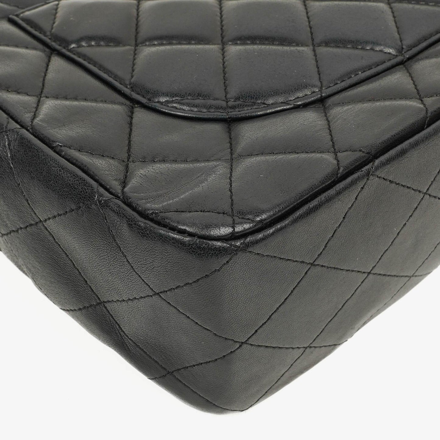 Chanel Jumbo Classic Single Flap Tasche aus schwarzem gestepptem Leder mit silberfarbener Hardware
