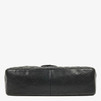 Chanel Jumbo Classic Single Flap Tasche aus schwarzem gestepptem Leder mit silberfarbener Hardware