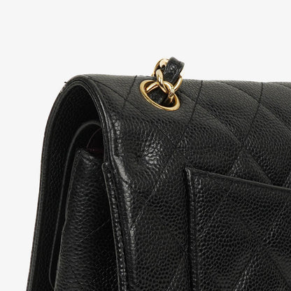 Chanel Jumbo Classic Double Flap Tasche aus schwarzem gestepptem Kaviarleder mit goldfarbenen Beschlägen
