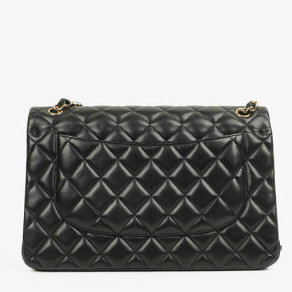 Chanel Jumbo Classic Double Flap Tasche aus schwarzem gestepptem Lammleder mit goldfarbener Hardware
