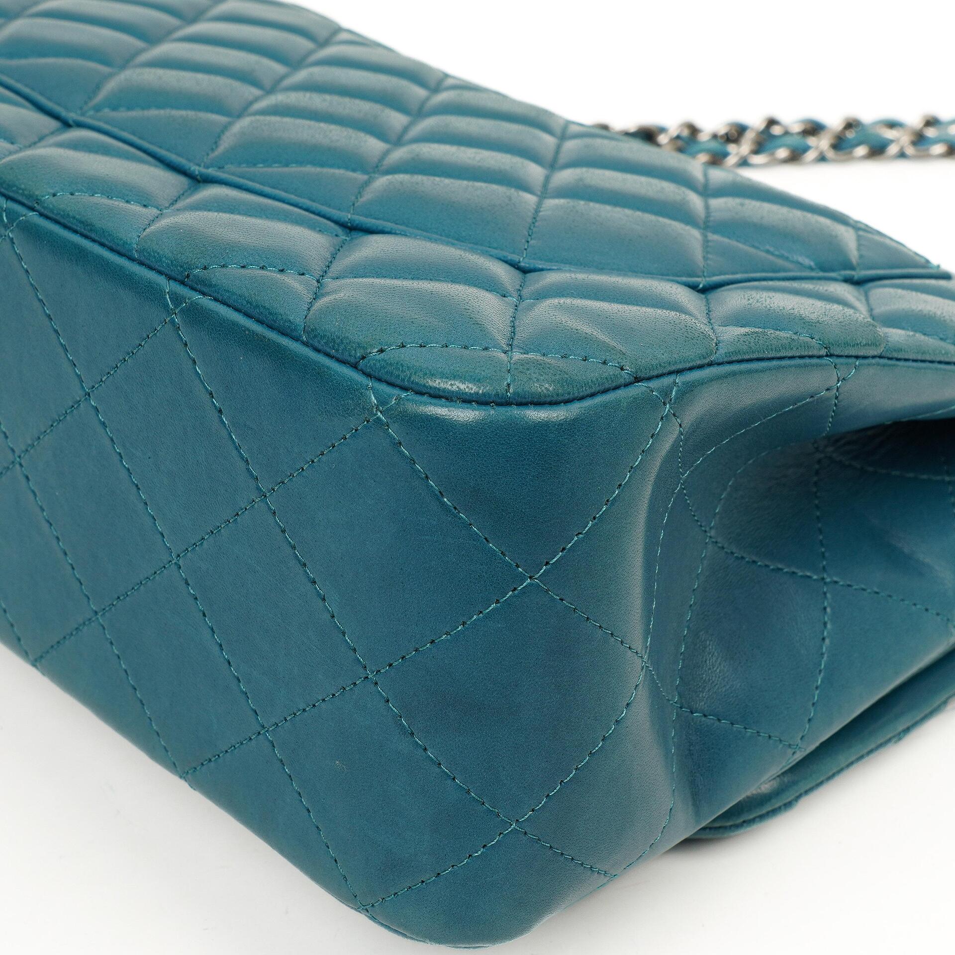 Chanel Classic Jumbo Double Flap Tasche Blau Gestepptes Lammleder Mit Silberfarbener Hardware