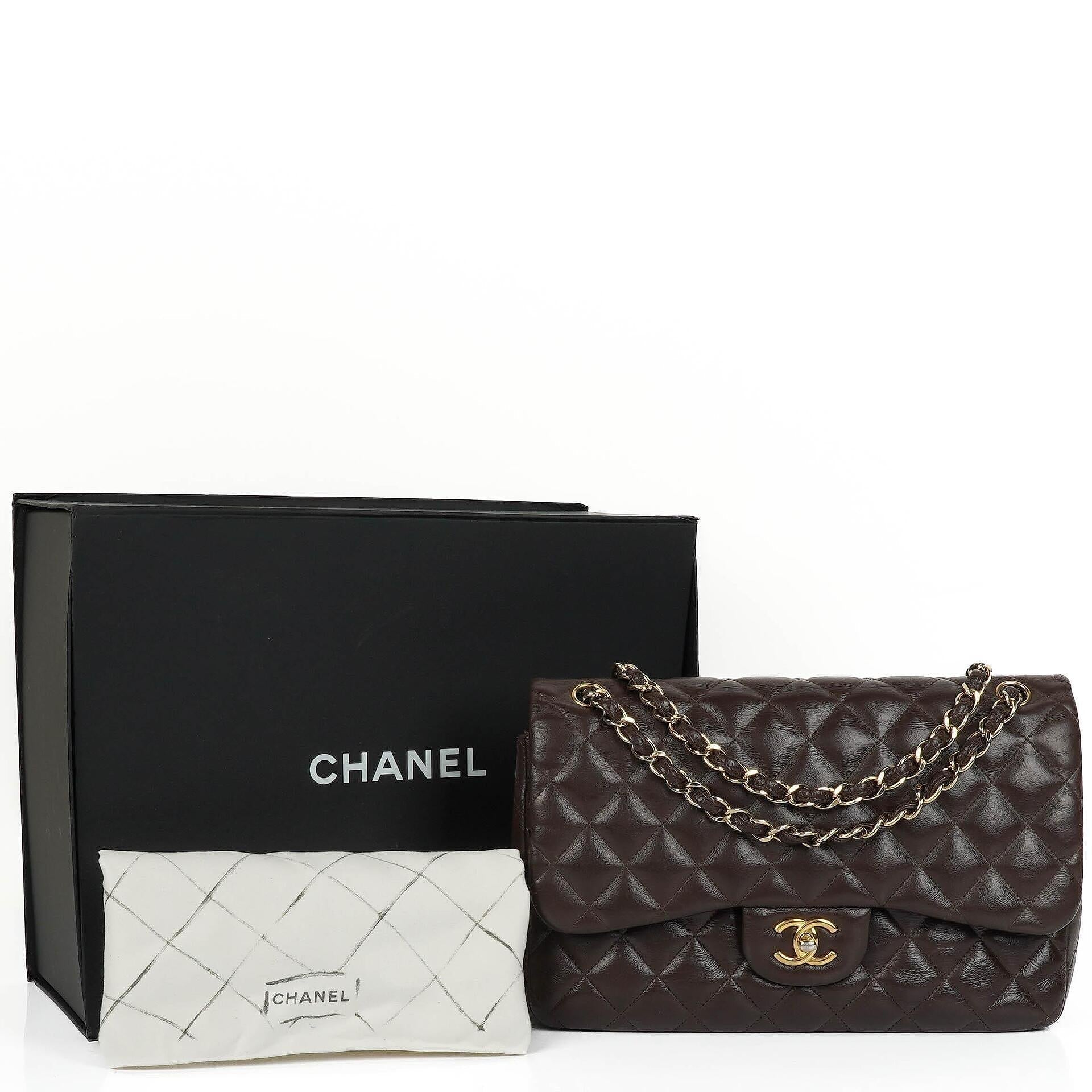 Chanel Jumbo Classic Double Flap Tasche aus braunem gestepptem Lammleder mit vergoldeter Hardware