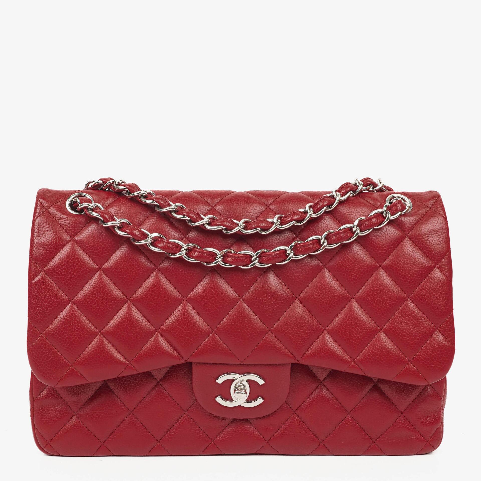 Chanel Jumbo Classic Double Flap Tasche aus rotem gestepptem Caviar-Leder mit silberfarbener Hardware