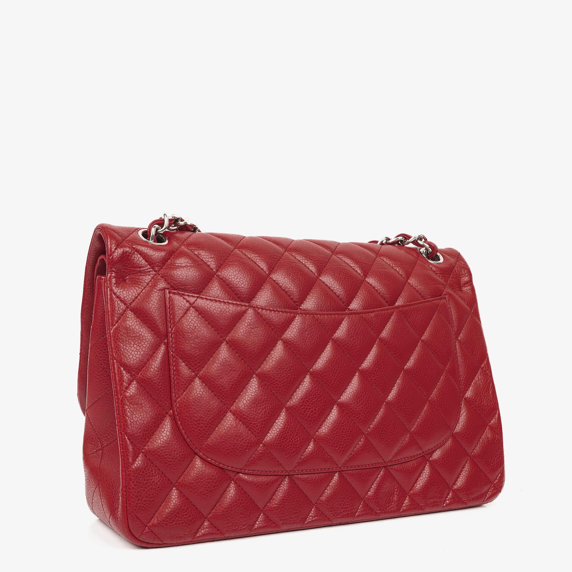 Chanel Jumbo Classic Double Flap Tasche aus rotem gestepptem Caviar-Leder mit silberfarbener Hardware