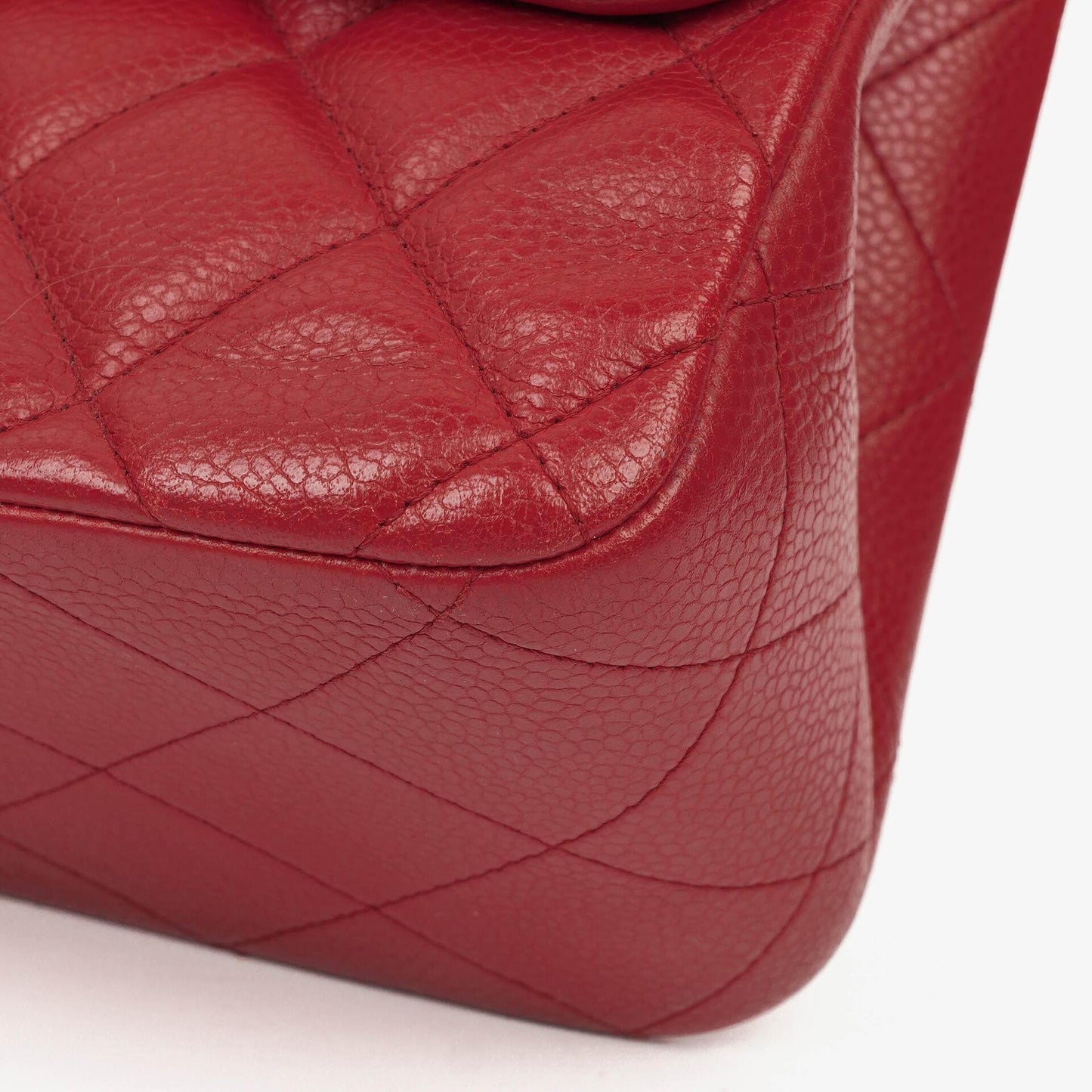 Chanel Jumbo Classic Double Flap Tasche aus rotem gestepptem Caviar-Leder mit silberfarbener Hardware