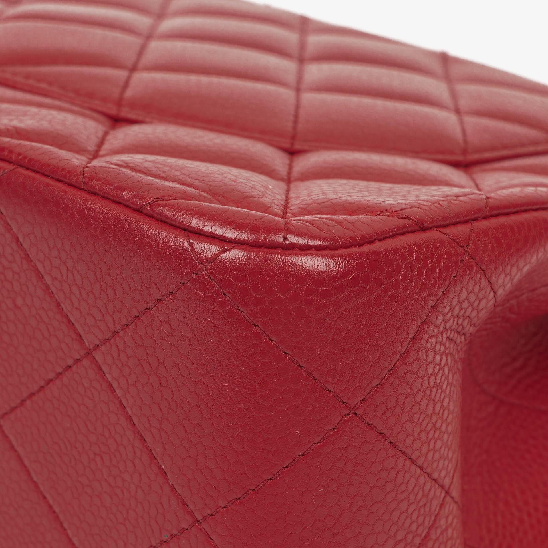 Chanel Jumbo Classic Double Flap Tasche aus rotem gestepptem Caviar-Leder mit silberfarbener Hardware