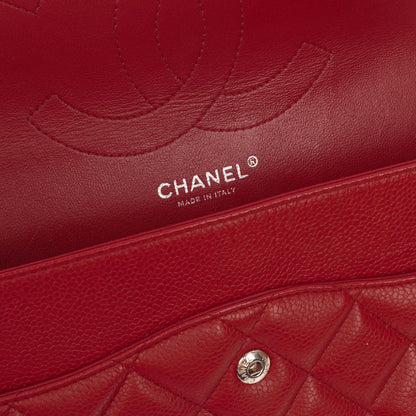 Chanel Jumbo Classic Double Flap Tasche aus rotem gestepptem Caviar-Leder mit silberfarbener Hardware