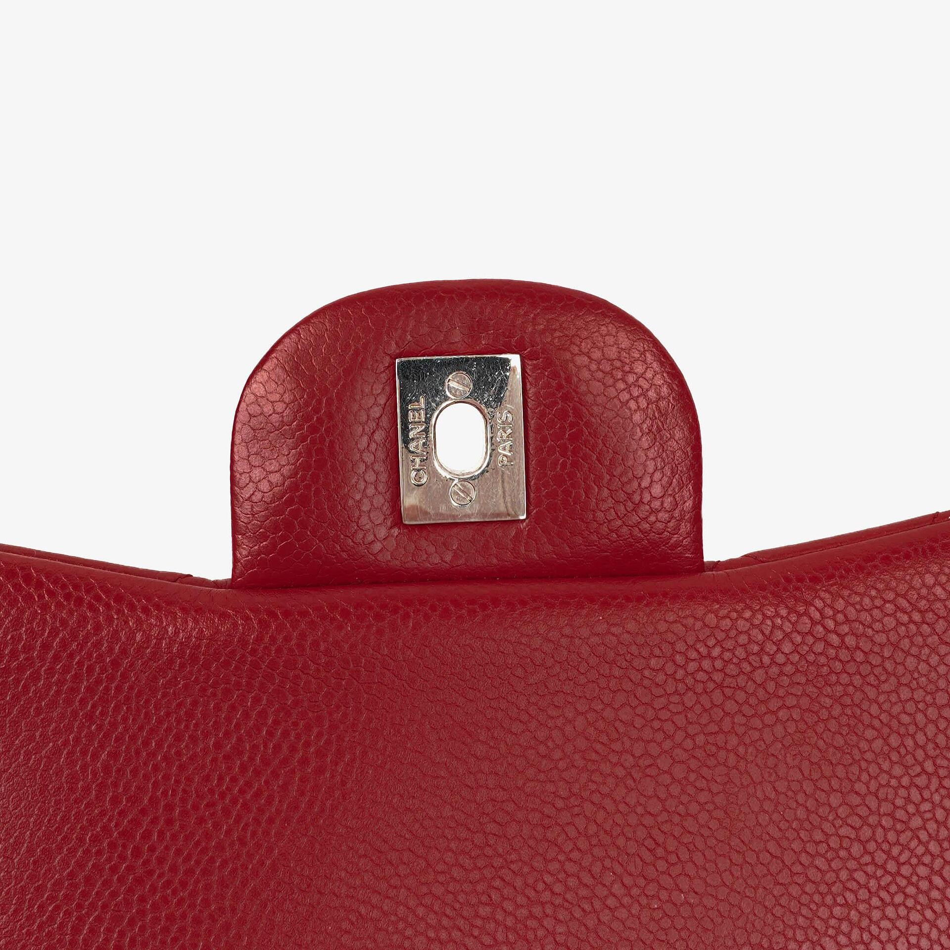 Chanel Jumbo Classic Double Flap Tasche aus rotem gestepptem Caviar-Leder mit silberfarbener Hardware
