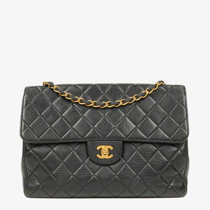 Chanel Jumbo Classic Single Flap Tasche aus schwarzem gestepptem Lammleder mit 24K vergoldeten Beschlägen