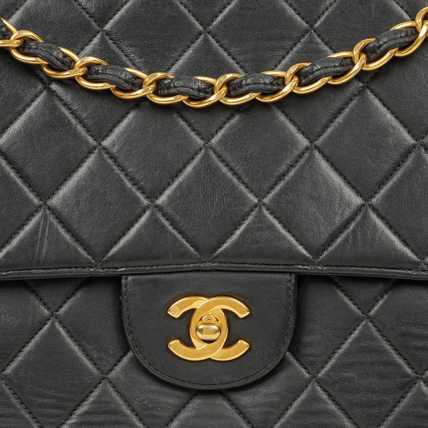 Chanel Jumbo Classic Single Flap Tasche aus schwarzem gestepptem Lammleder mit 24K vergoldeten Beschlägen