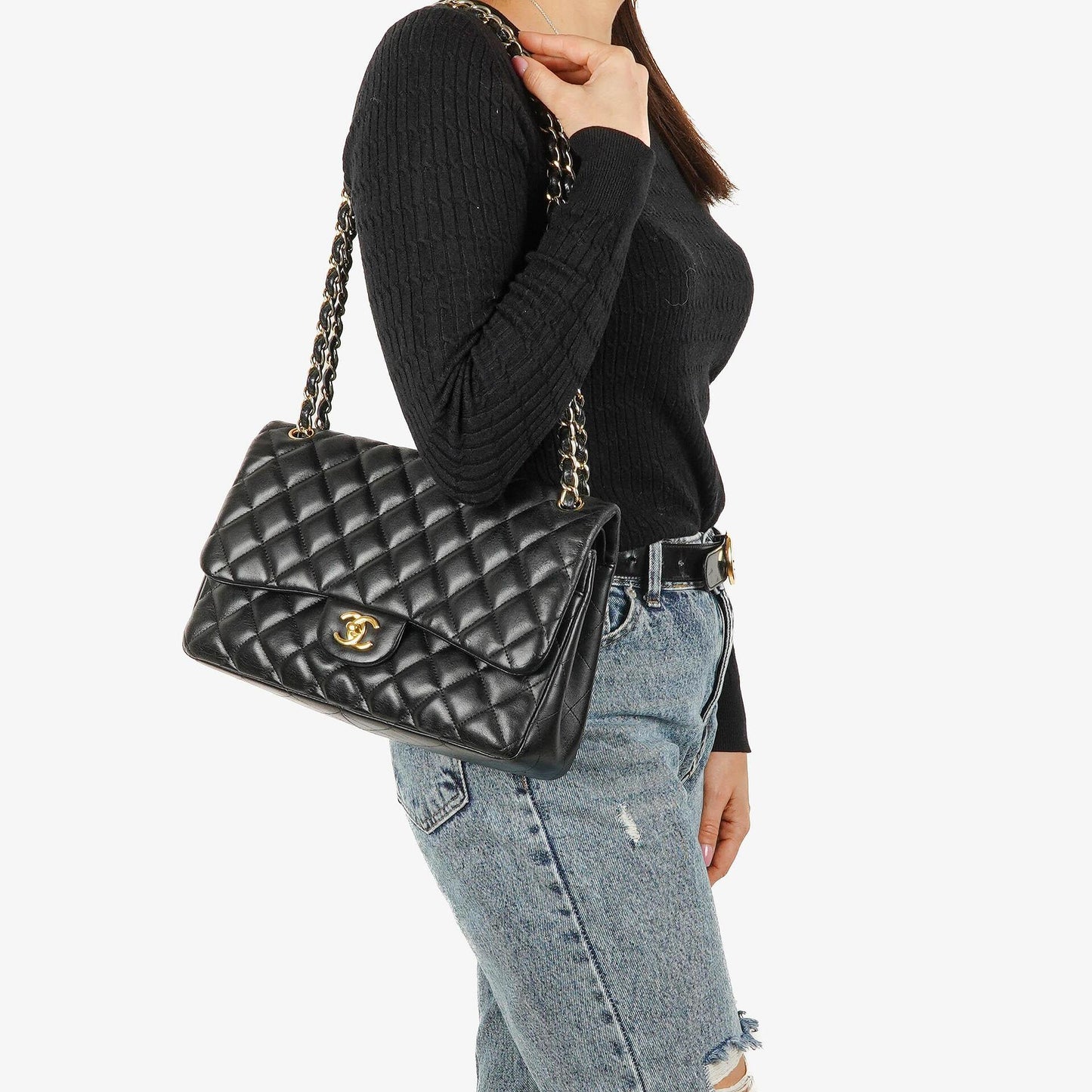 Chanel Jumbo Classic Single Flap Tasche aus schwarzem gestepptem Lammleder mit goldfarbenen Beschlägen