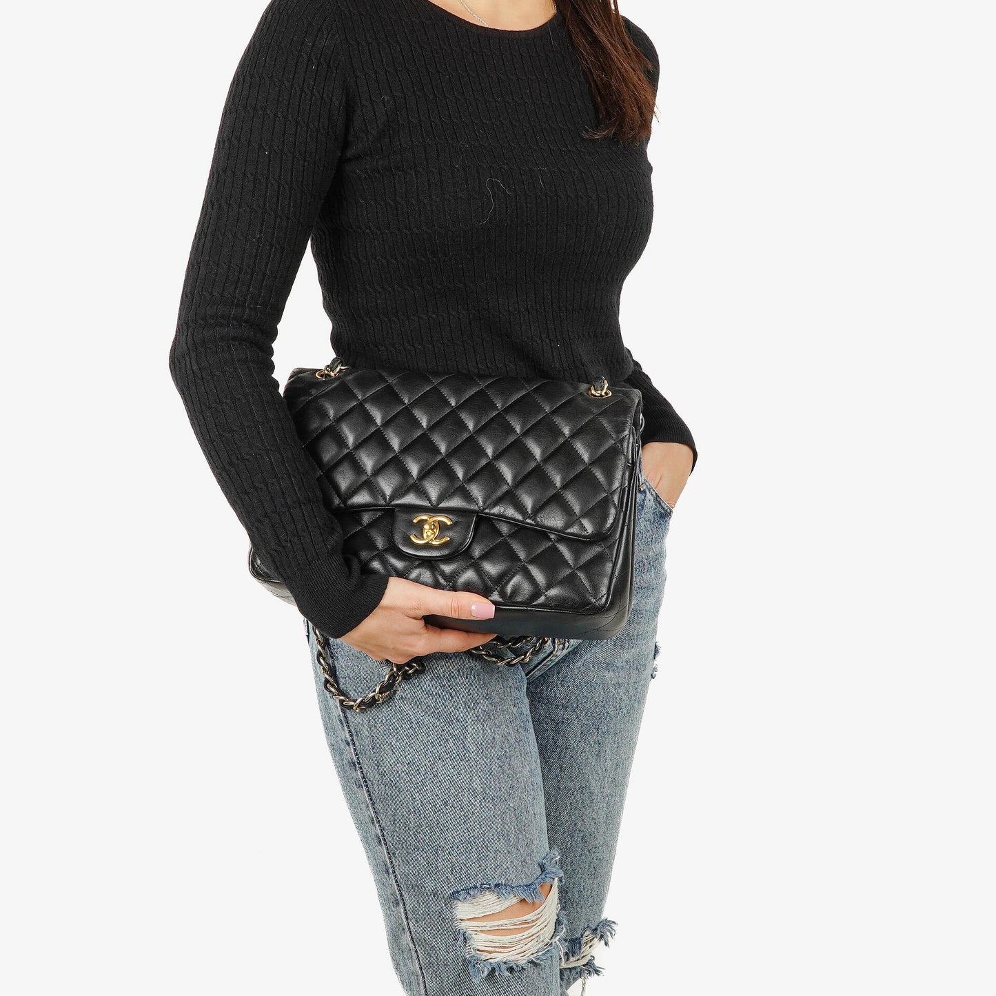 Chanel Jumbo Classic Single Flap Tasche aus schwarzem gestepptem Lammleder mit goldfarbenen Beschlägen