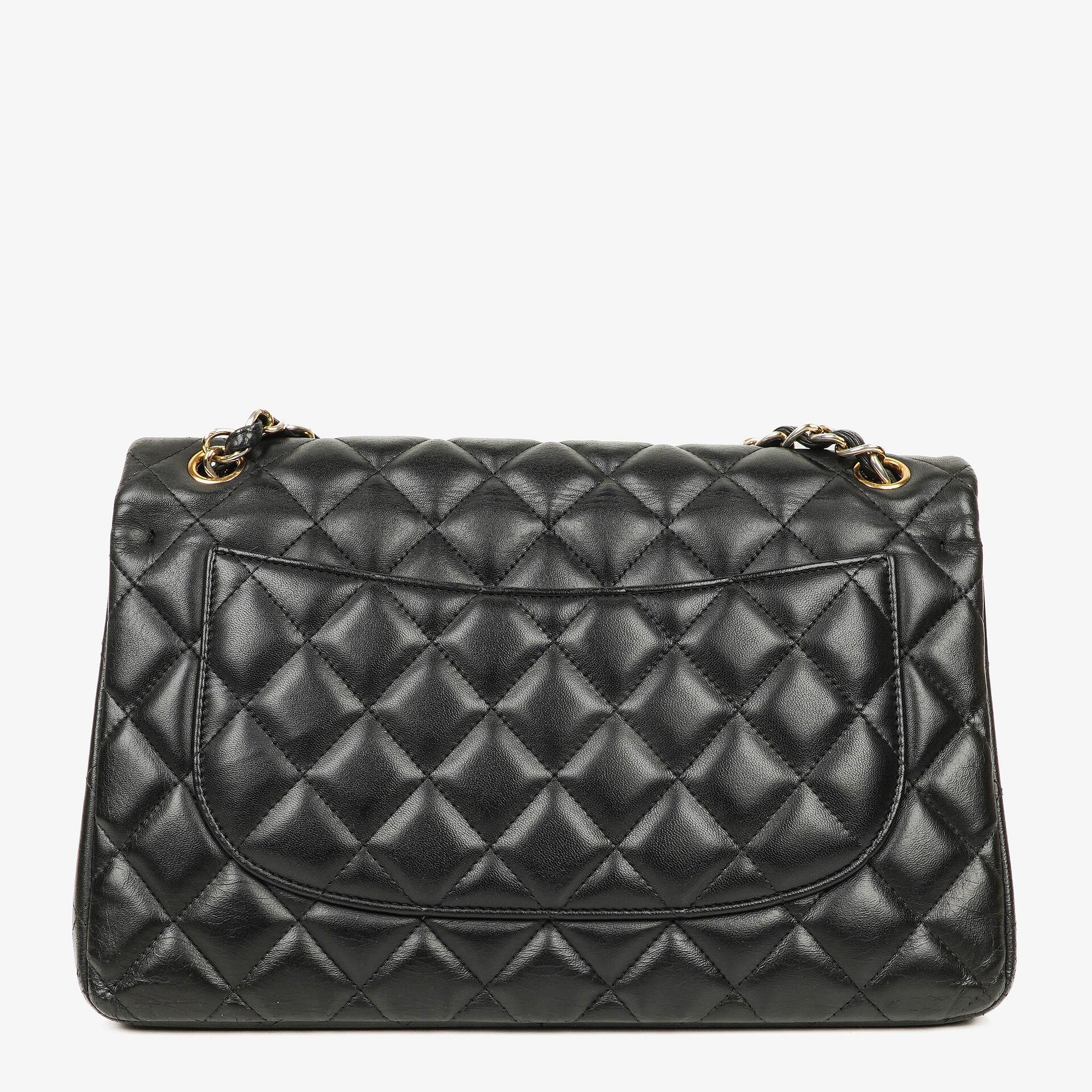 Chanel Jumbo Classic Single Flap Tasche aus schwarzem gestepptem Lammleder mit goldfarbenen Beschlägen