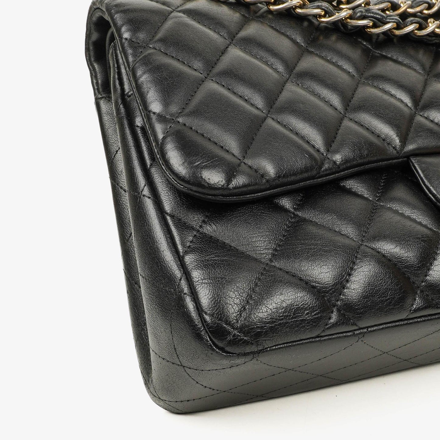 Chanel Jumbo Classic Single Flap Tasche aus schwarzem gestepptem Lammleder mit goldfarbenen Beschlägen