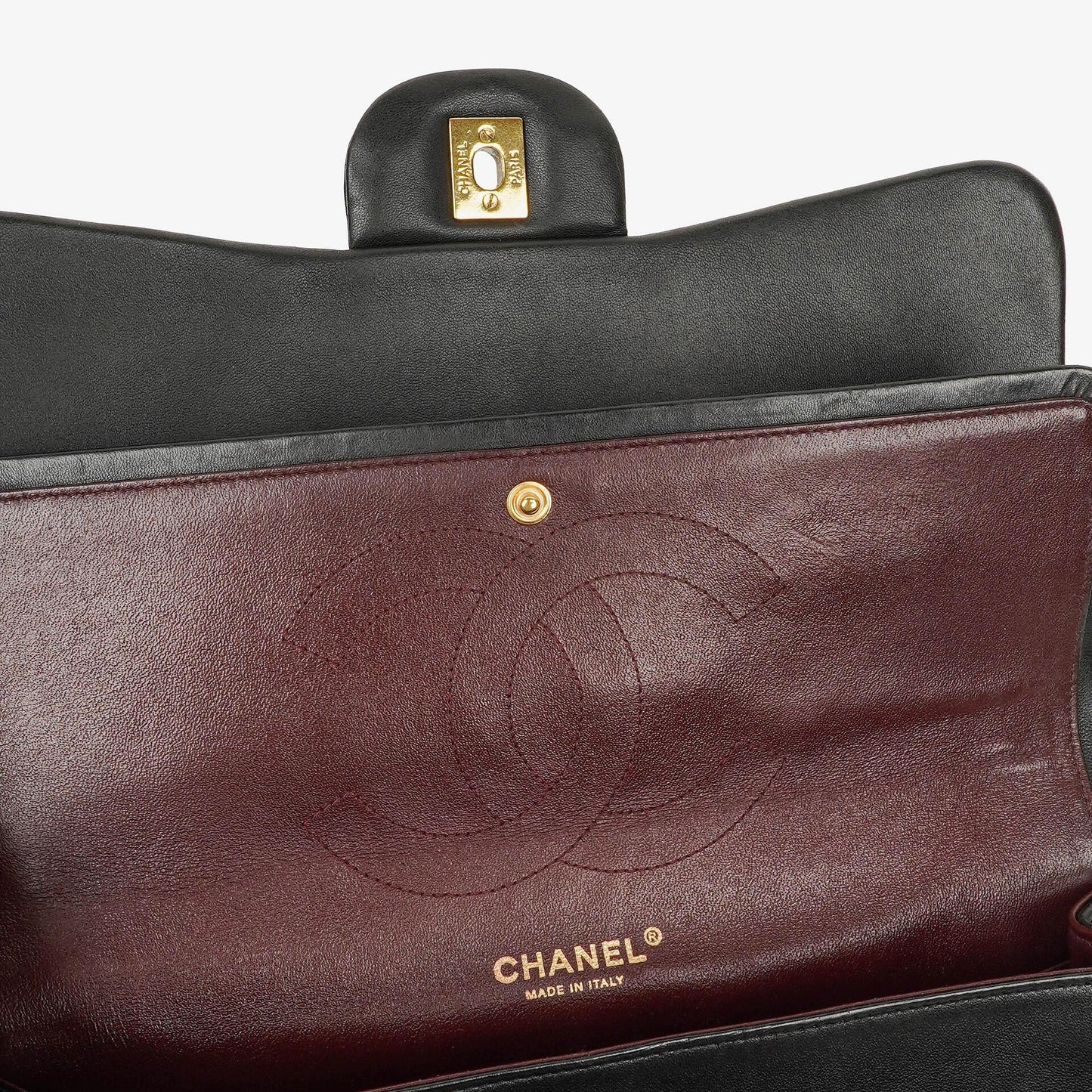 Chanel Jumbo Classic Single Flap Tasche aus schwarzem gestepptem Lammleder mit goldfarbenen Beschlägen