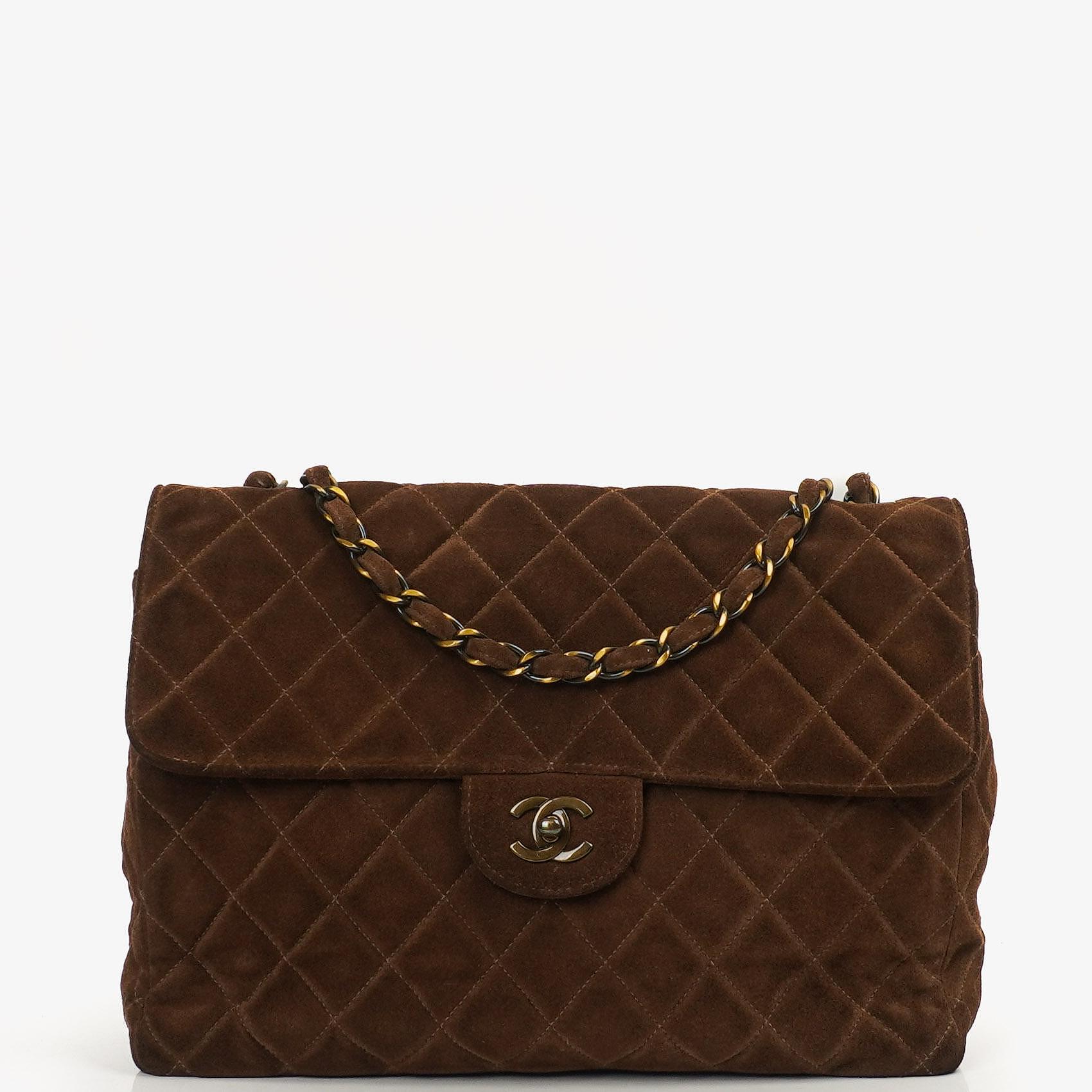 Chanel Jumbo Klassische Einzelklappen Tasche Braune Gequiltete Wildleder Mit Alter Goldbeschichtetem Zubehör