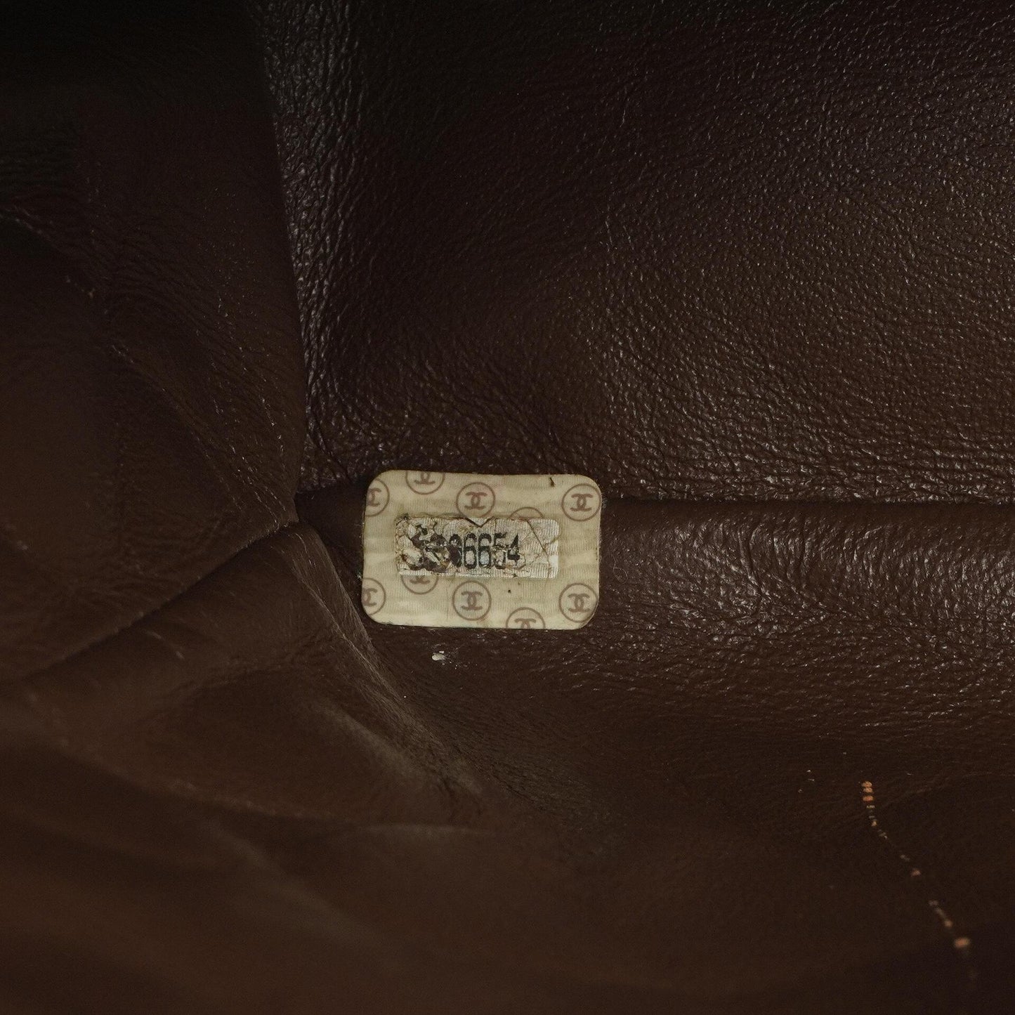 Chanel Jumbo Klassische Einzelklappen Tasche Braune Gequiltete Wildleder Mit Alter Goldbeschichtetem Zubehör