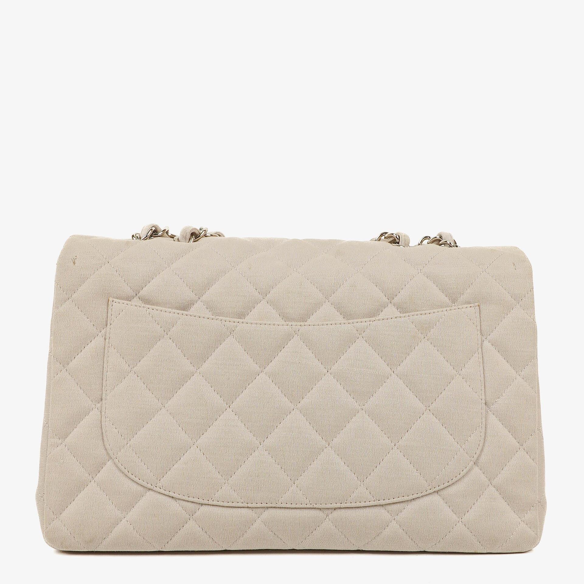 Chanel Jumbo Classic Single Flap Bag aus Jersey mit silberfarbenen Beschlägen