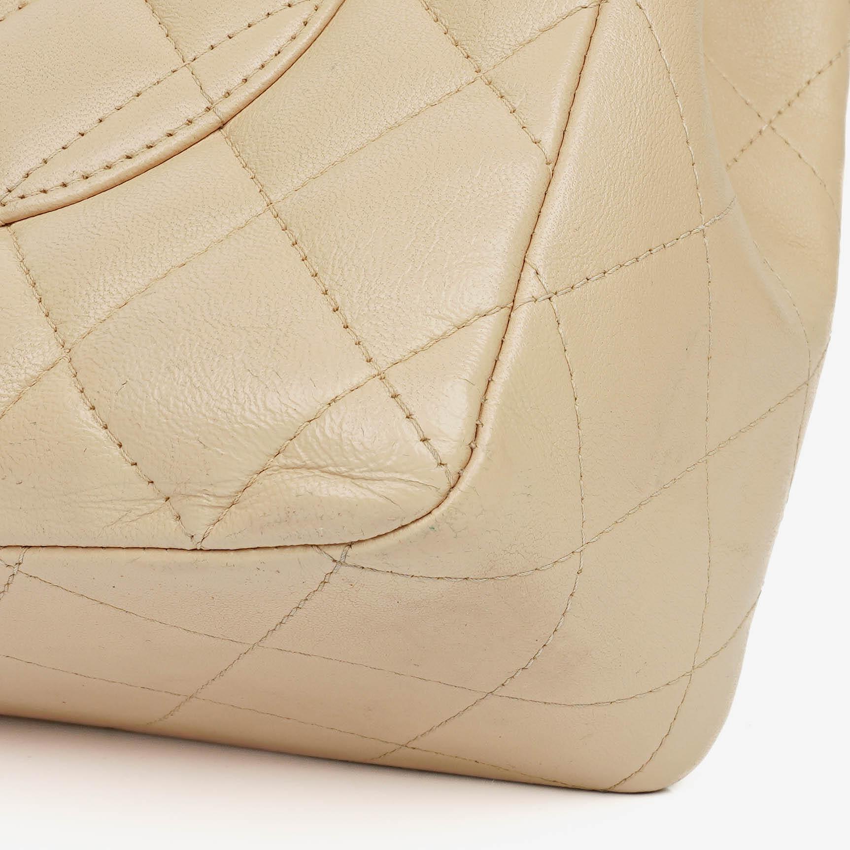 Chanel Jumbo Classic Single Flap Tasche aus gestepptem Lammleder mit silberfarbener Hardware