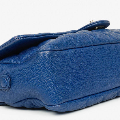 Chanel Jumbo Single Flap Tasche aus gestepptem Caviar-Leder mit silberfarbener Hardware