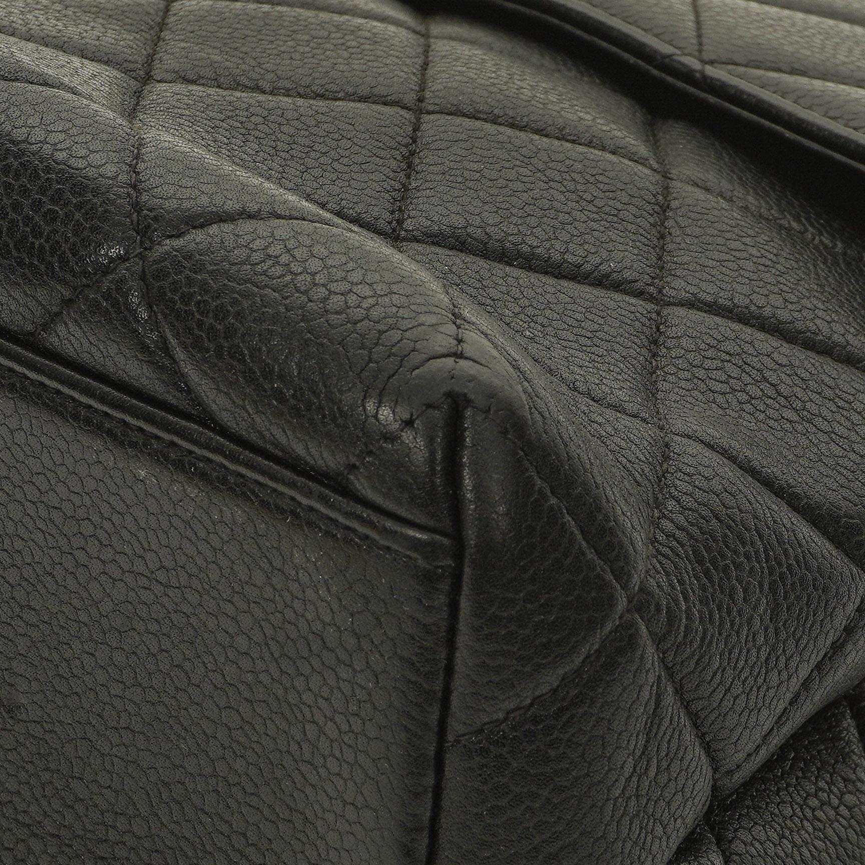 Chanel Kelly Schwarze Stepp-Caviar-Leder-Top-Handle-Tasche mit 24K vergoldeten Beschlägen, 1996-1997