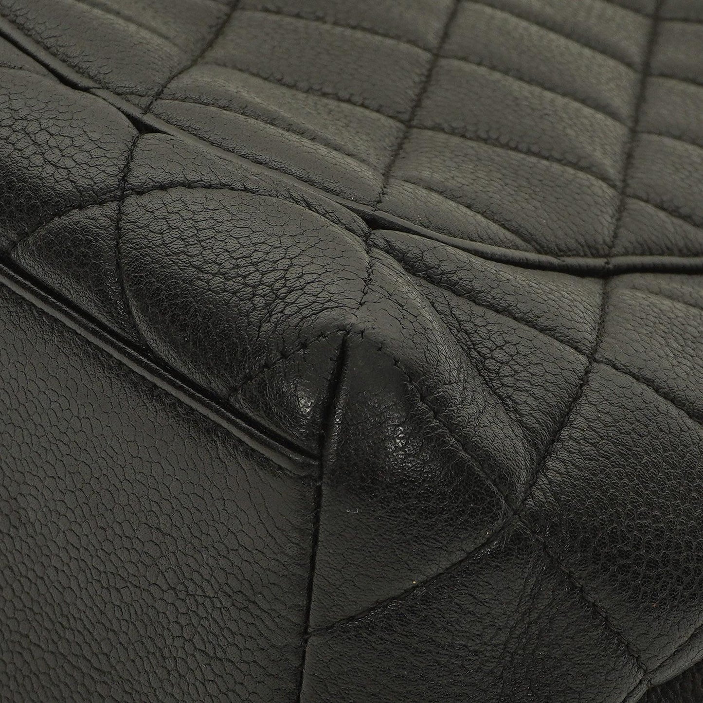 Chanel Kelly Schwarze Stepp-Caviar-Leder-Top-Handle-Tasche mit 24K vergoldeten Beschlägen, 1996-1997