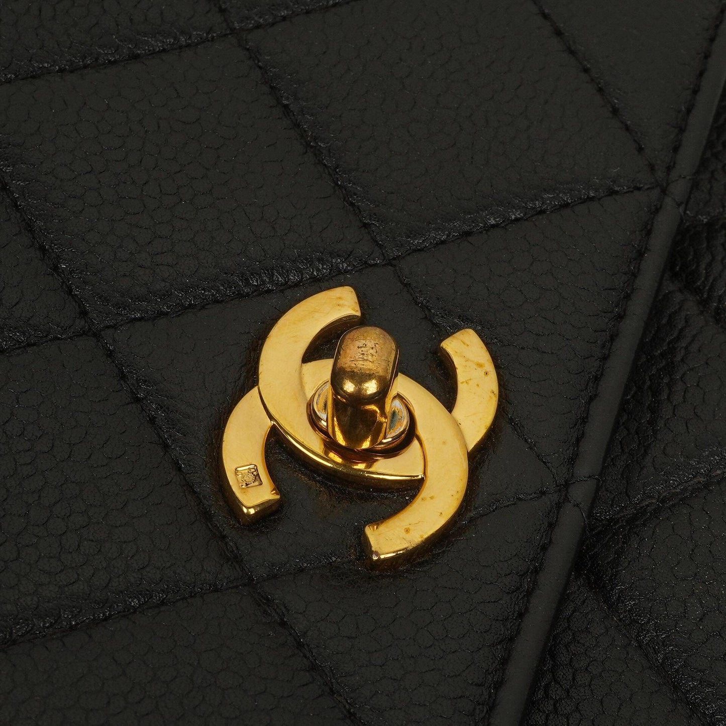 Chanel Kelly Schwarze Stepp-Caviar-Leder-Top-Handle-Tasche mit 24K vergoldeten Beschlägen, 1996-1997
