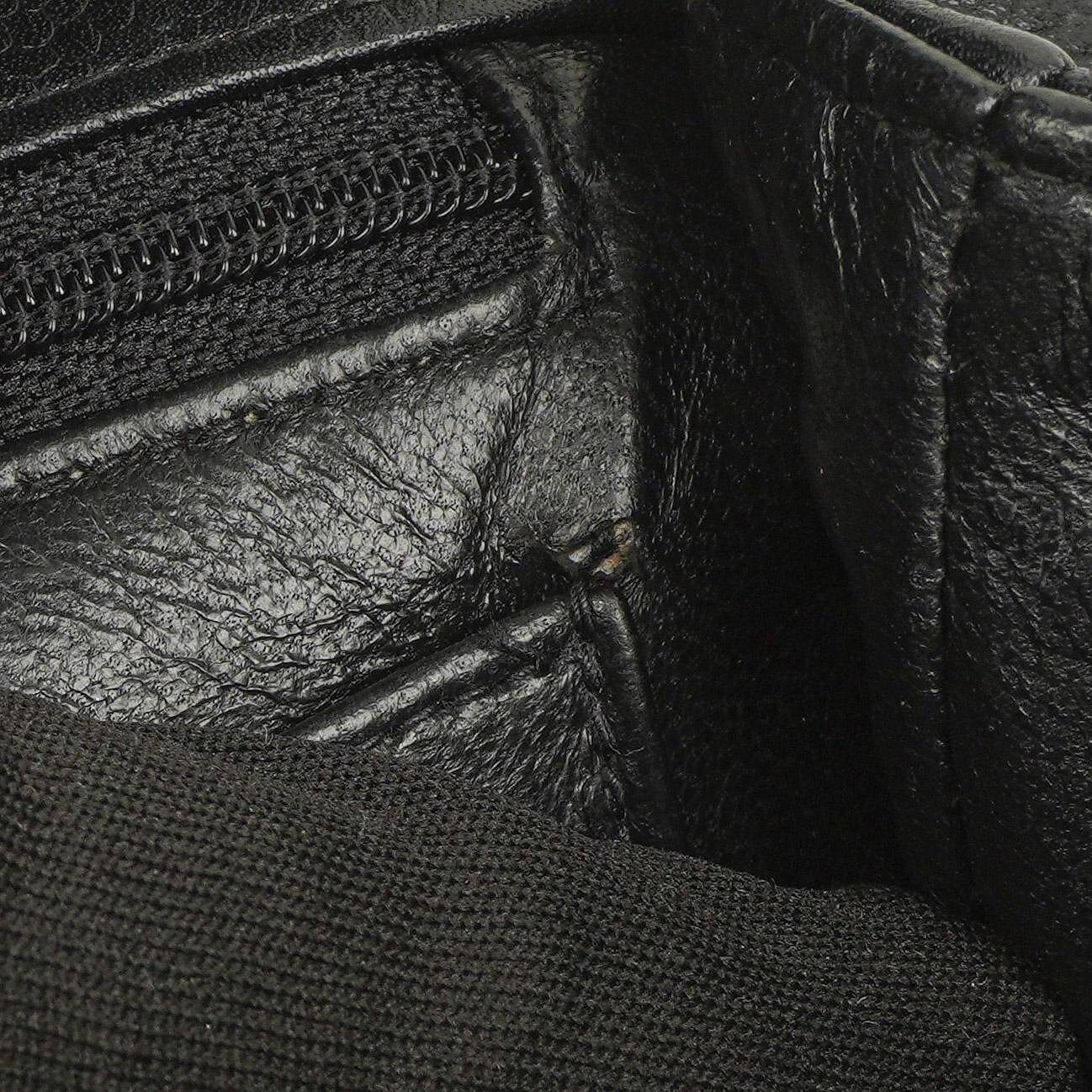 Chanel Kelly Schwarze Stepp-Caviar-Leder-Top-Handle-Tasche mit 24K vergoldeten Beschlägen, 1996-1997