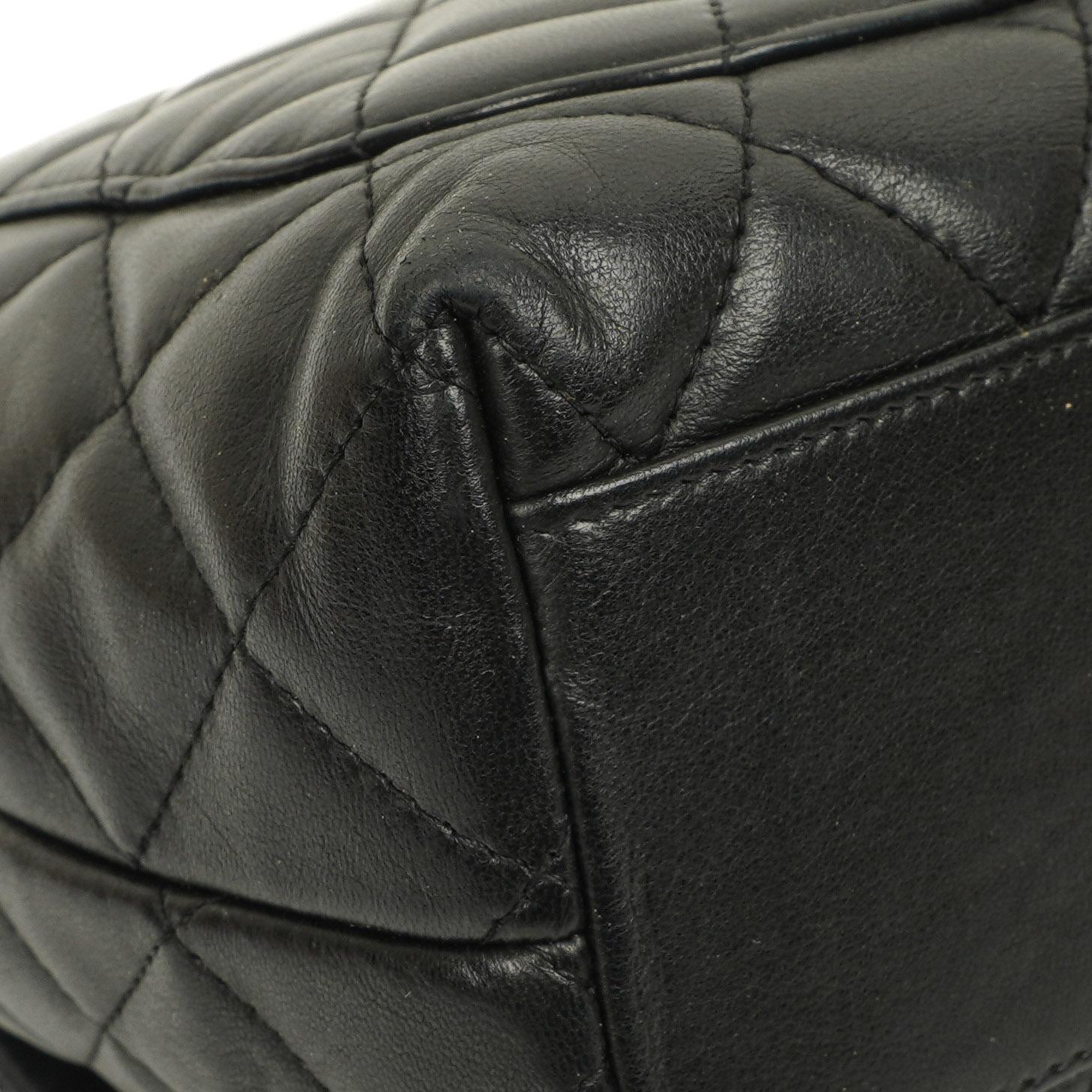 Chanel Kelly Medium aus schwarzem gestepptem Lammleder, 2005-2006