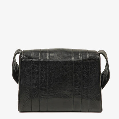 Chanel Lammleder Schwarz Vertikal Stepp Maxi CC Flap Schultertasche