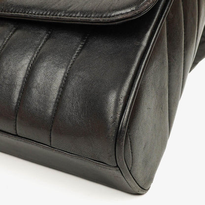 Chanel Lammleder Schwarz Vertikal Stepp Maxi CC Flap Schultertasche